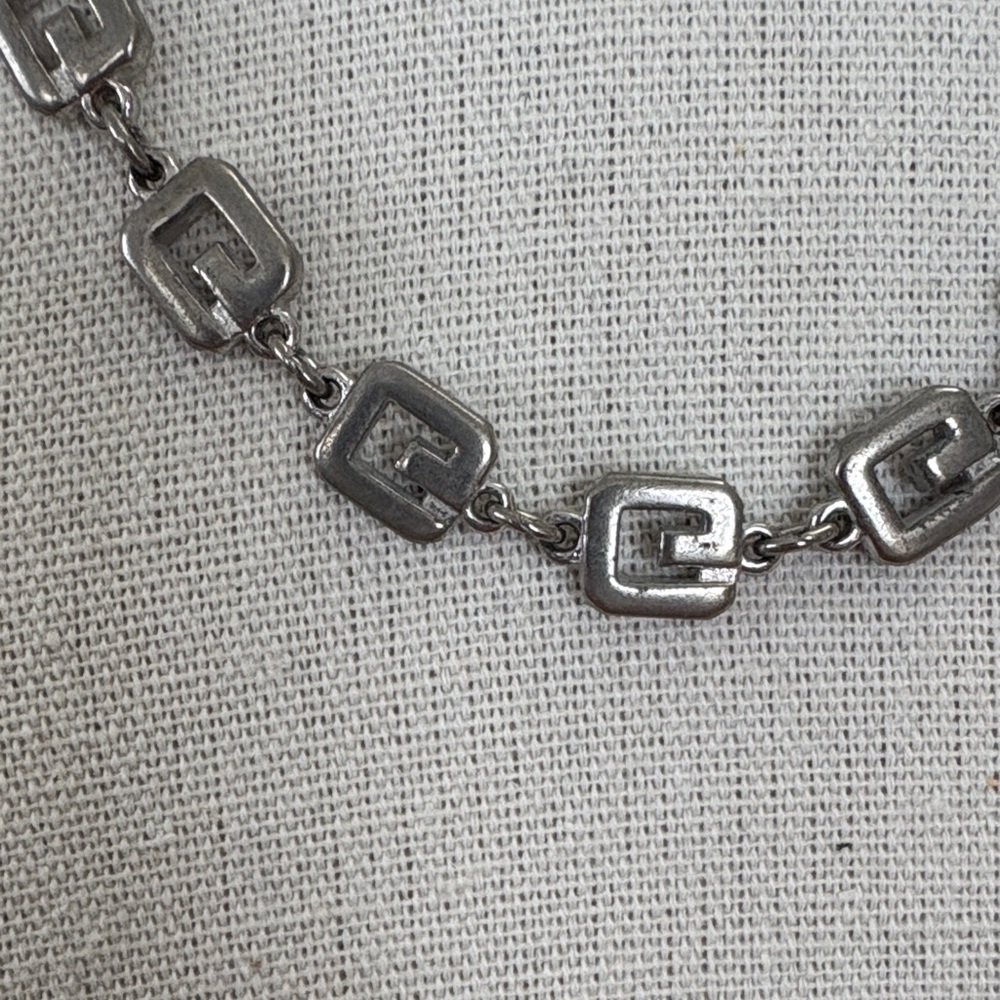 Givenchy G logo chain link necklace Pewter Tone 16" - Picture 3 of 11